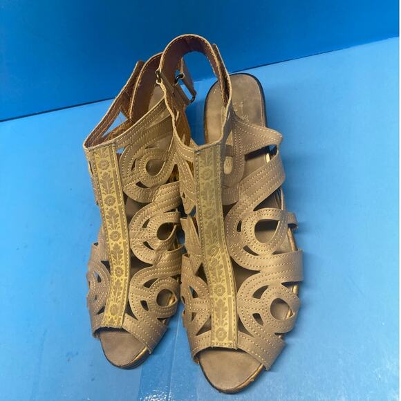 L'Artiste Flourish Open Toe Genuine Leather Heel Pumps Floral Uk 39 US 7.5 - Picture 11 of 11